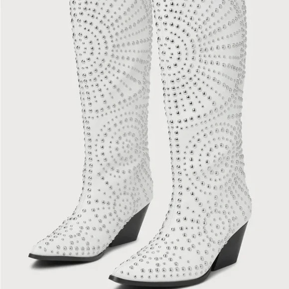 Bellini Zachariah Studded White Boots Size 8 NIB - Picture 6 of 8